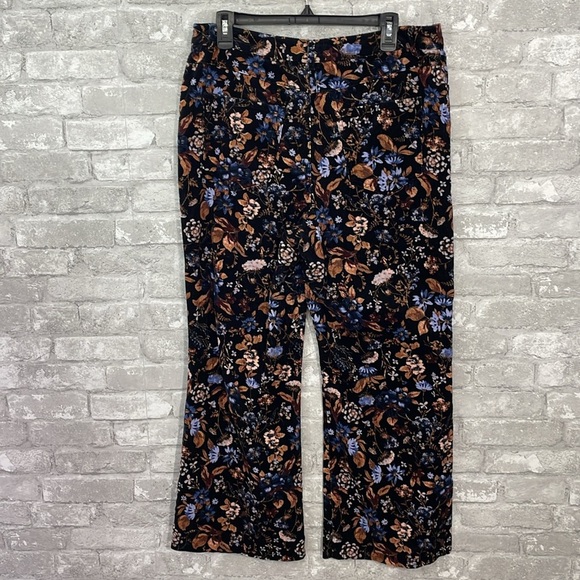 Versona Floral Boot Cut Corduroy Pants Black and Blue - Picture 4 of 6